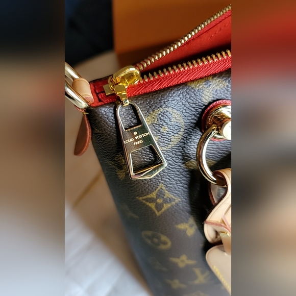 *SOLD* Beautiful Brand New Louis Vuitton Monogram Tote Bag mm Cerise Two Way Bag - Picture 11 of 11